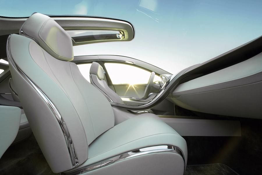  Lincoln MK9 Concept 2001 года  (фото 36 из 82)